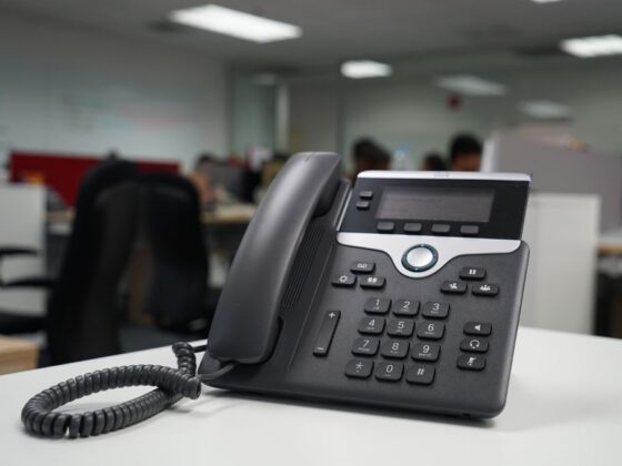 Gift Your Office the Best Business Phone System this Holiday Season